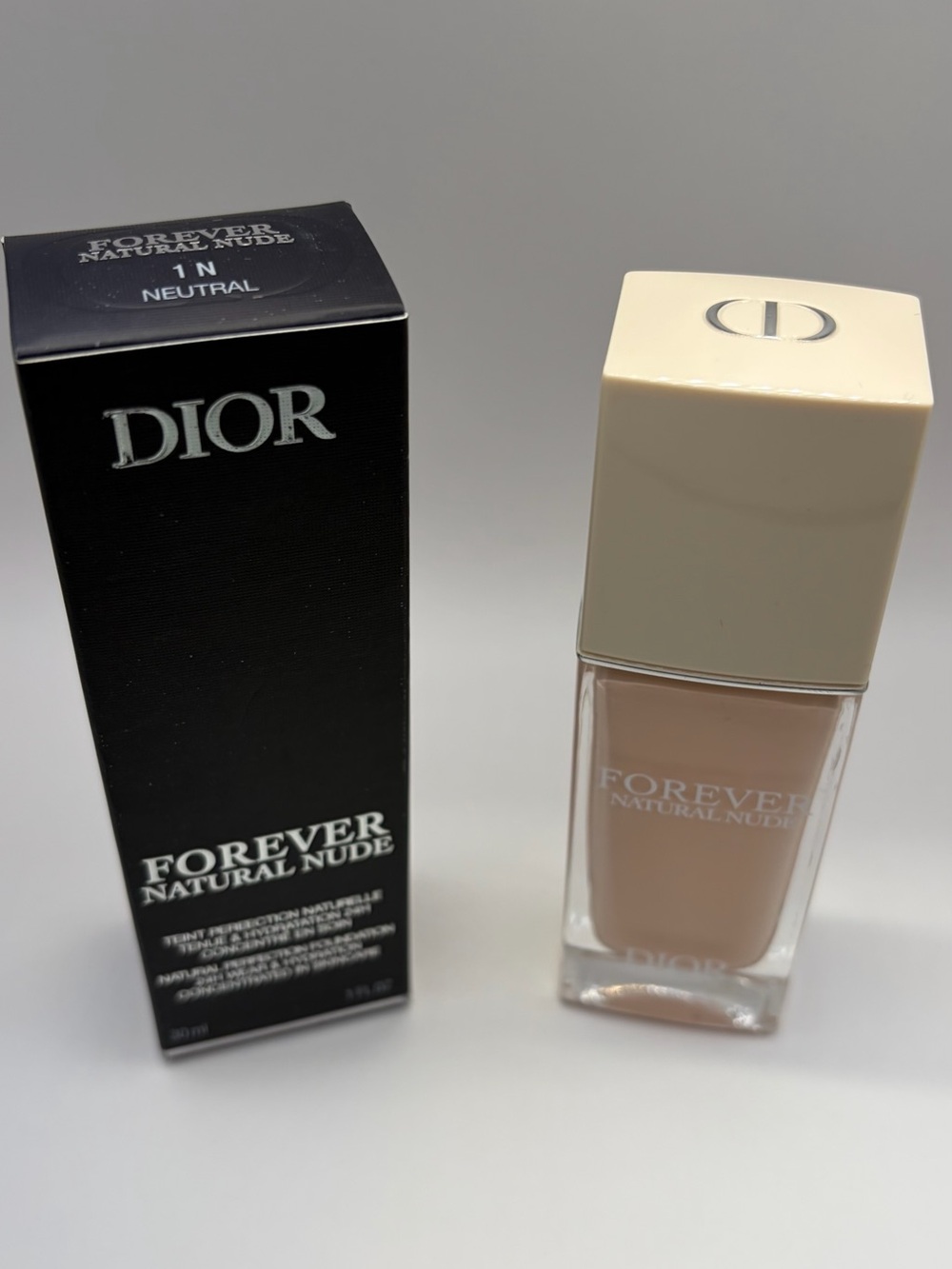 Dior Forever Natural Nude Liquid Foundation - Nude Beige 1N NEUTRAL - Picture 2 of 5